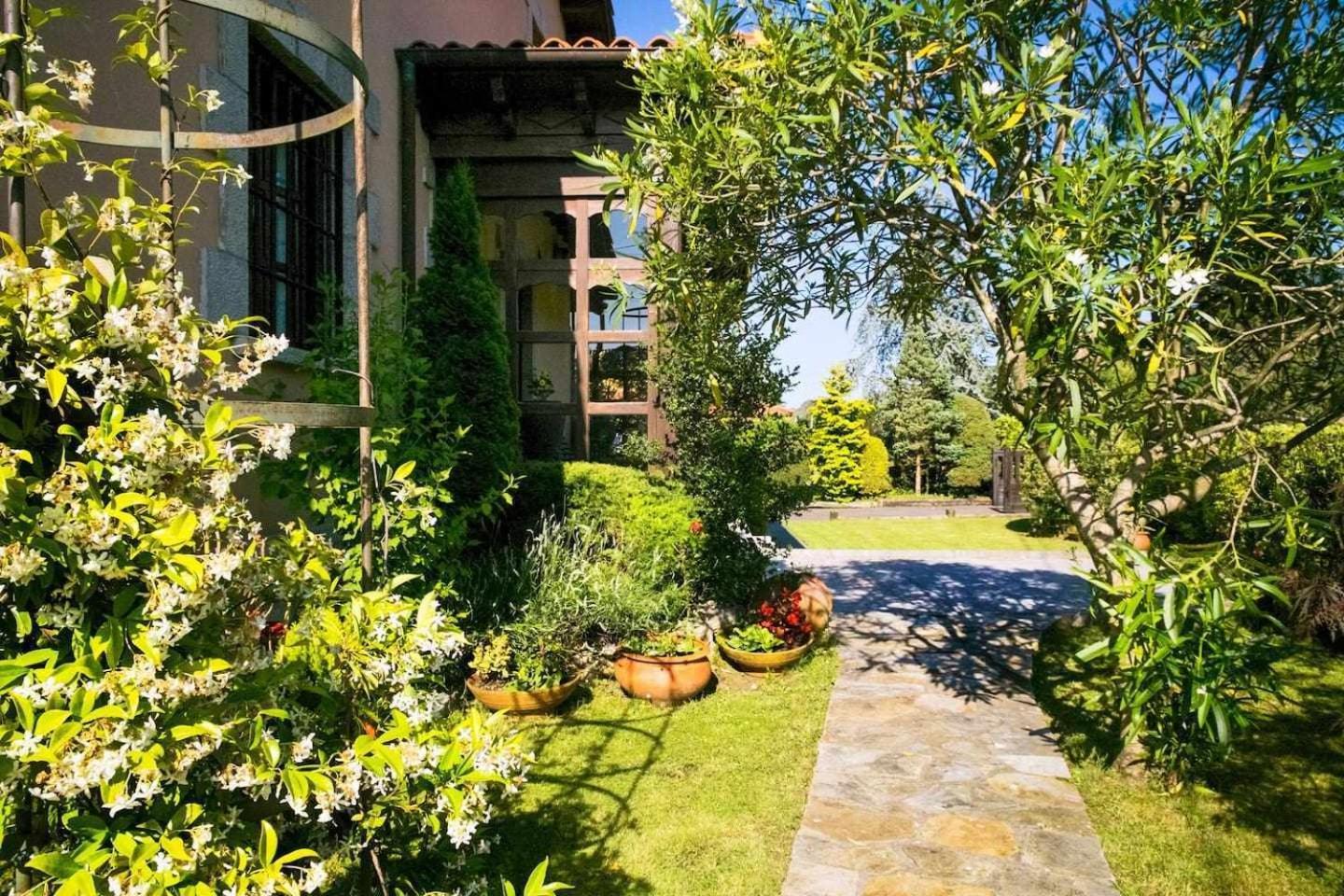 Casa En La Costa Con Wifi Jardin Y Barbacoa Vendégház Llanes Kültér fotó